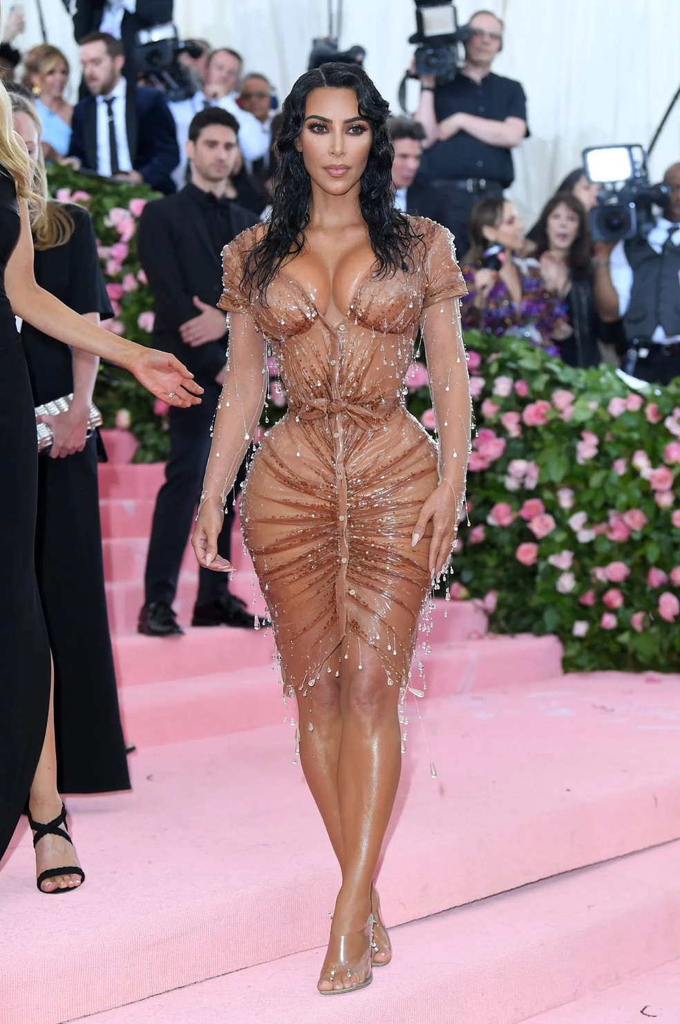 Kim Kardashian usando Mugler no Met Gala de 2019 — Foto: Getty Images