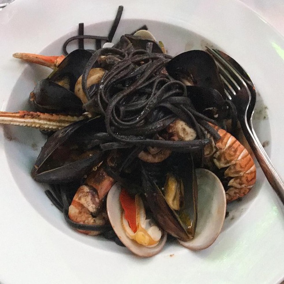 Massa com frutos do mar do Kounelas Fish Taverna (Foto: Reprodução/Instagram) — Foto: Vogue