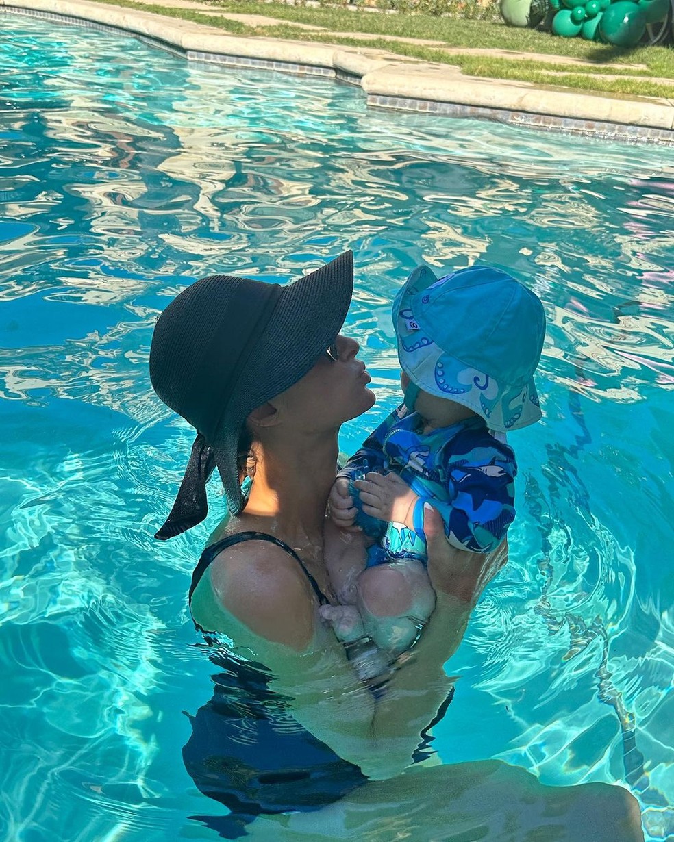 Paris Hilton e filho — Foto: Reprodução/Instagram