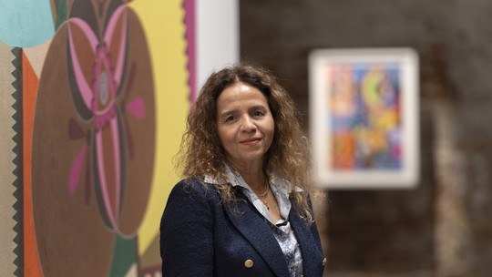 Beatriz Milhazes leva suas cores para as montanhas de Aspen
