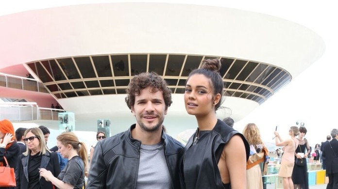 Sophie Charlotte and Daniel Oliveira attends Louis Vuitton 2017