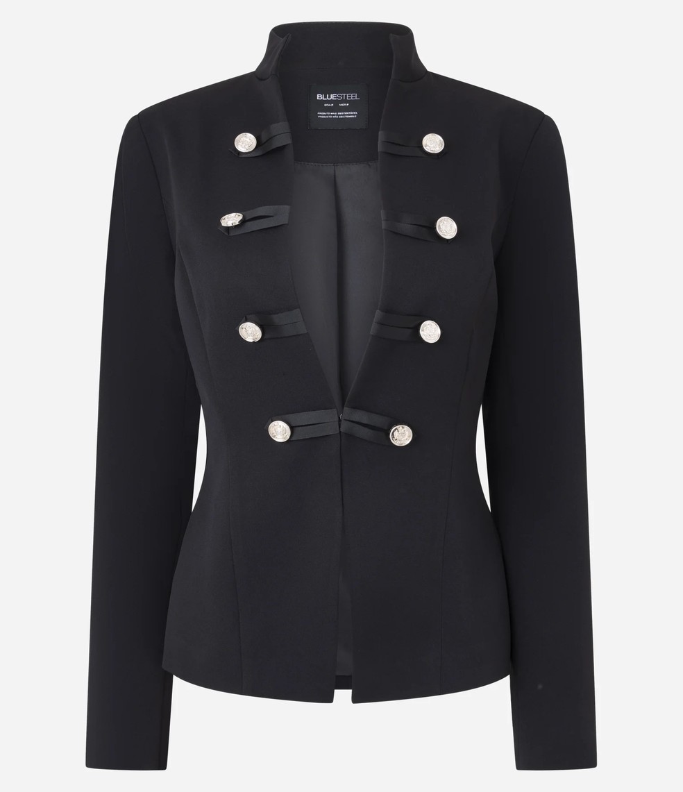Blazer acinturado de alfaiataria com botões, Renner — Foto: Reprodução