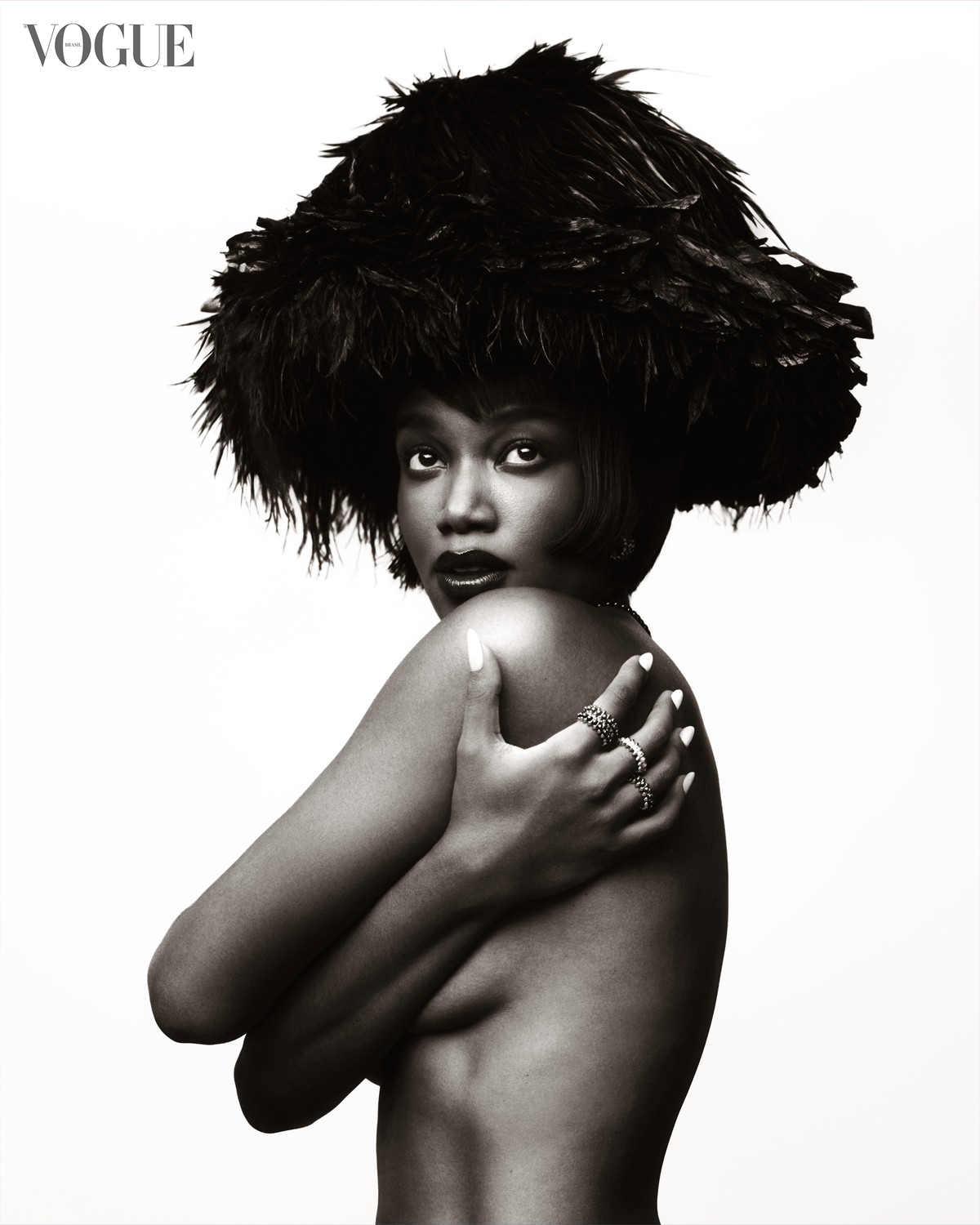 Capa de abril da Vogue, Iza garante: 'Me sinto mais dona de mim do