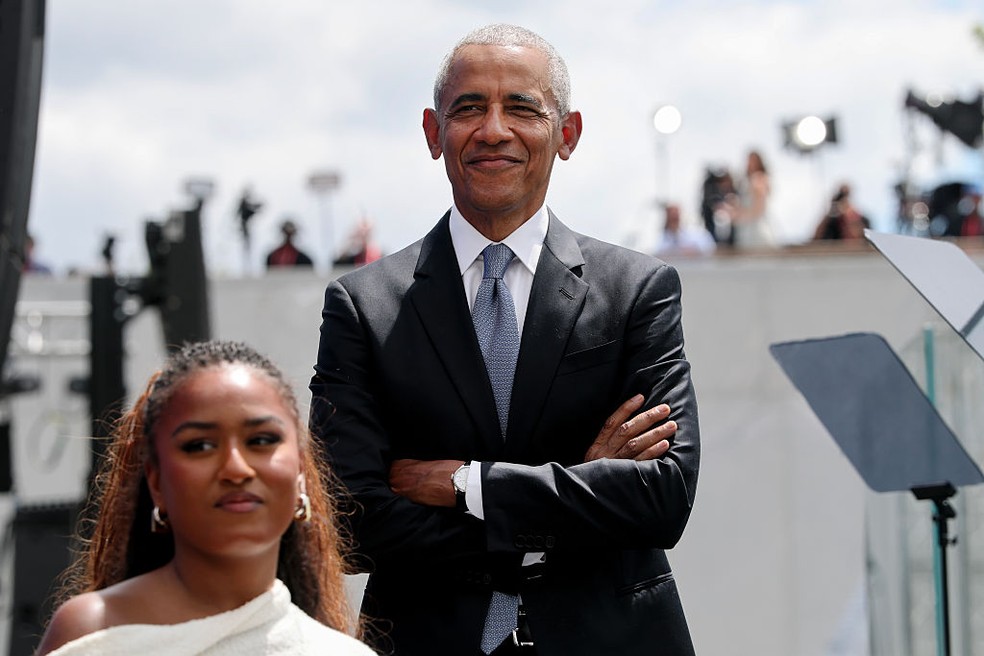 Família Obama na inauguração do Centro Presidencial Obama — Foto: GettyImages
