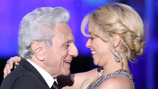 Shakira diz que pai perdeu funções neurológicas após acidente em Barcelona