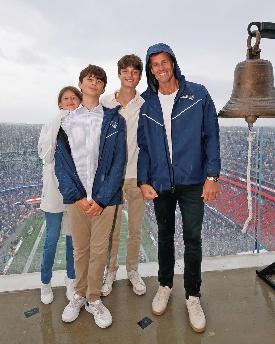 Tom Brady com os filhos