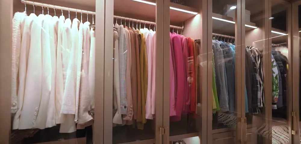 Por dentro do closet de 11 famosos que já impressionaram a web