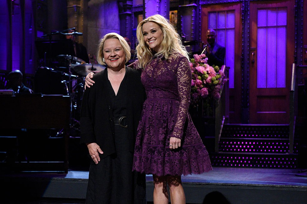 Reese Witherspoon e a mãe, Betty — Foto: GettyImages