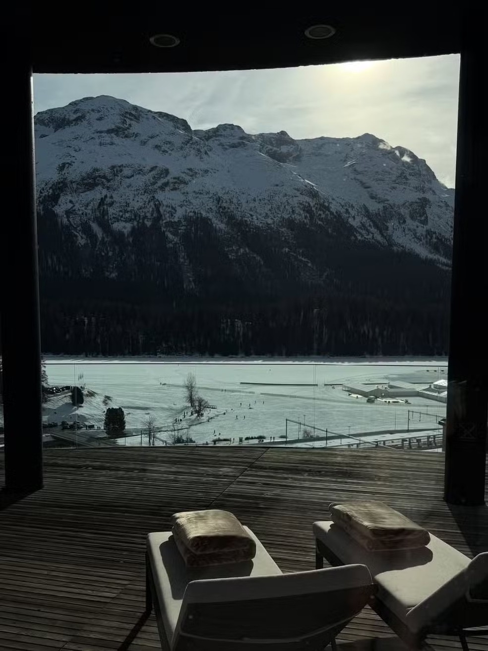 Anttónia posta fotos na Suíça — Foto: Reprodução/Instagram