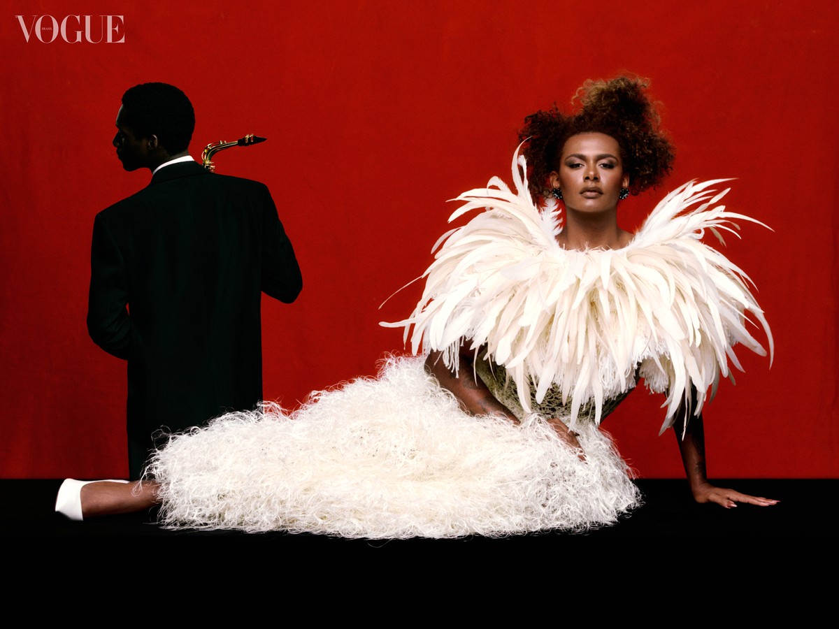 Capa de junho/julho da Vogue, Liniker relembra trajetória: 'Sem