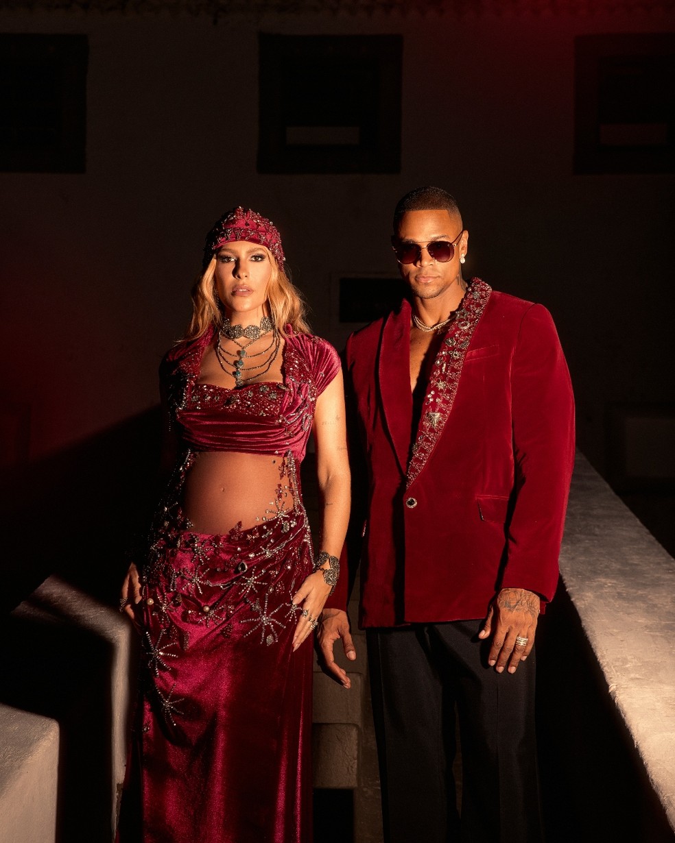 Lore Improta e Leo Santana para a Noite da Aclamação — Foto: Yago Mesquitta