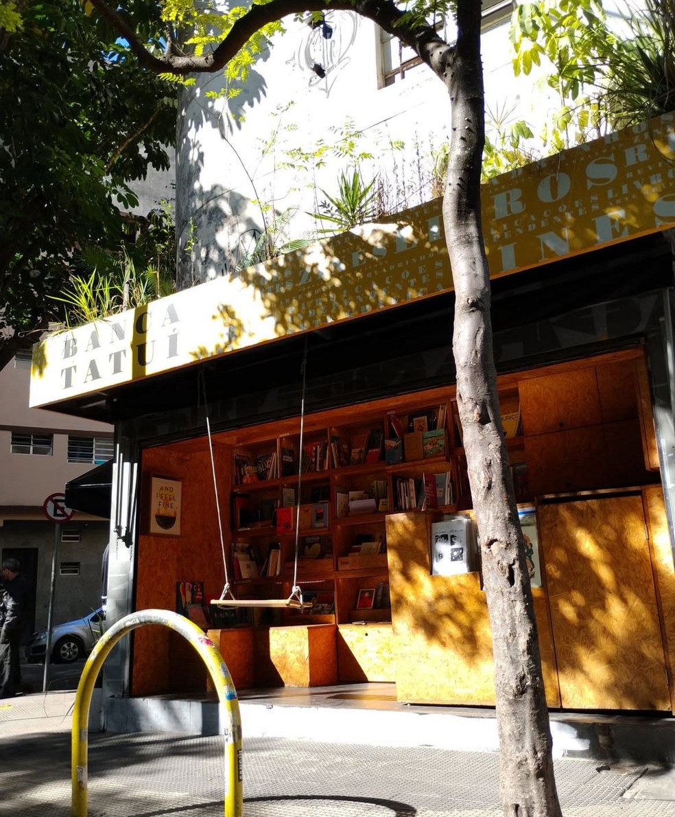 Em seis metros quadrados, a Banca Tatuí foi a primeira banca do país dedicada só a publicações independente — Foto: Divulgação