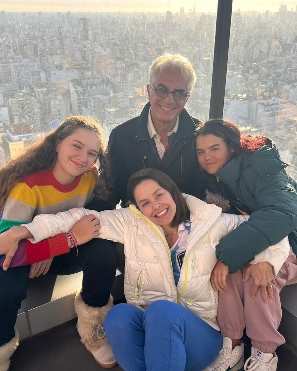 Bianca Rinaldi posta foto rara em família para lembrar aniversário do ...