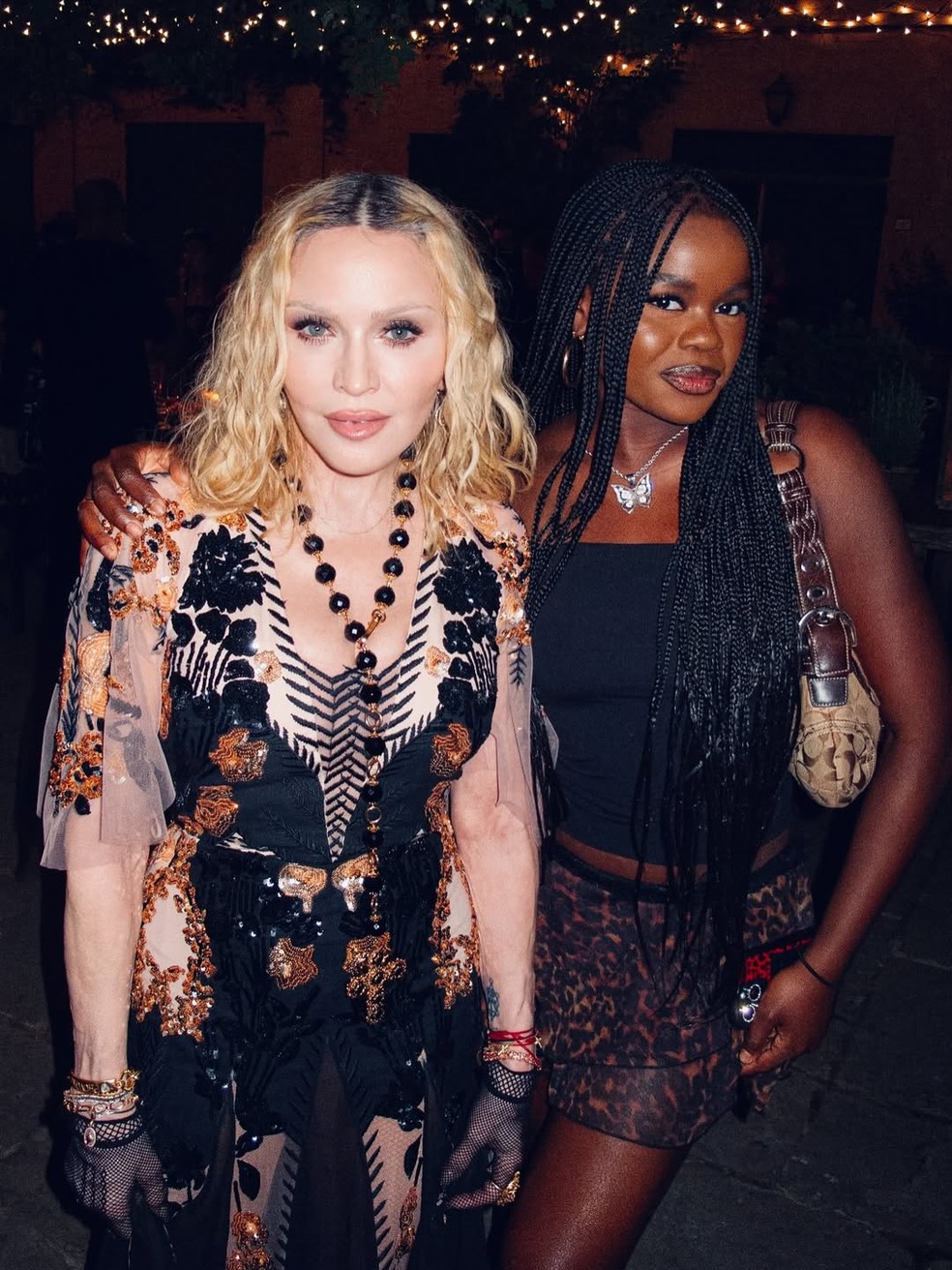 "Madonna exibe álbum de fotos da comemoração de seus 67 anos — Foto: Reprodução/Instagram