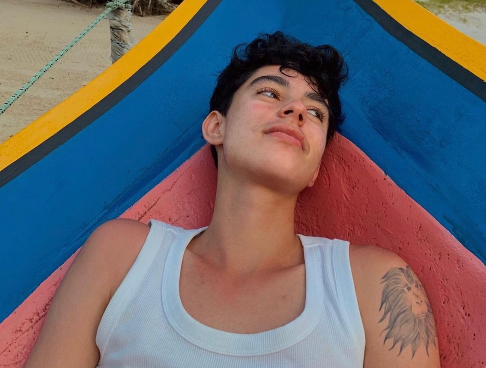 Benjamin Damini responde fãs que questionaram possível harmonização facial