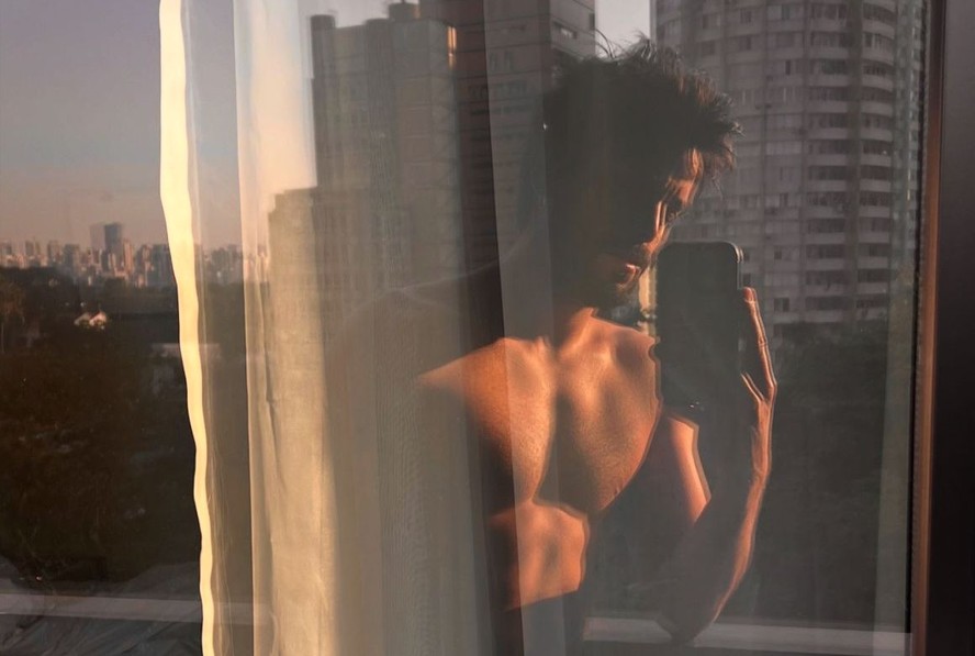 Rodrigo Simas exibe dump dos últimos dias: 'Aleatório'