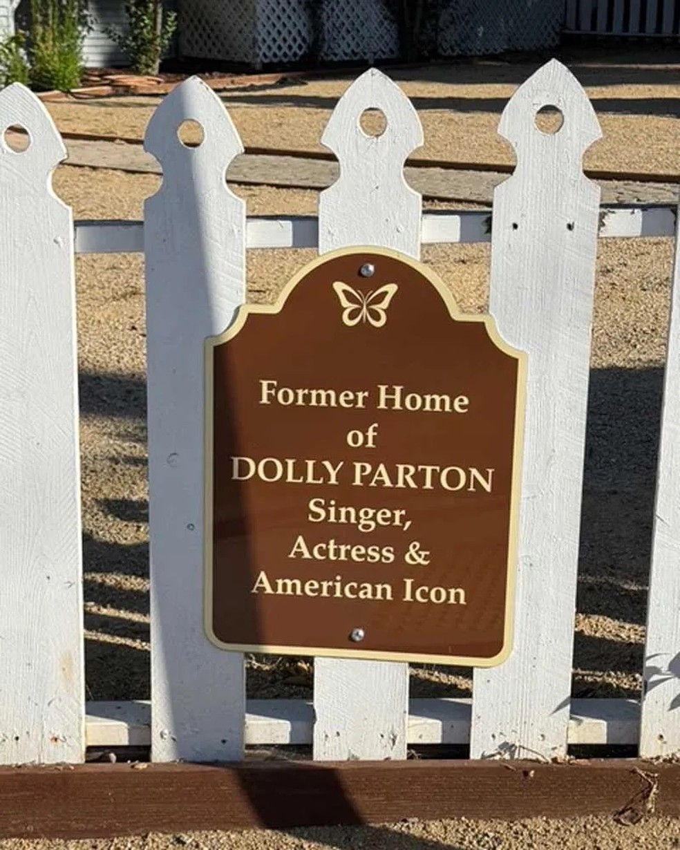Por dentro da antiga casa de campo de Dolly Parton em Solvang, Califórnia — Foto: Cris Lapp