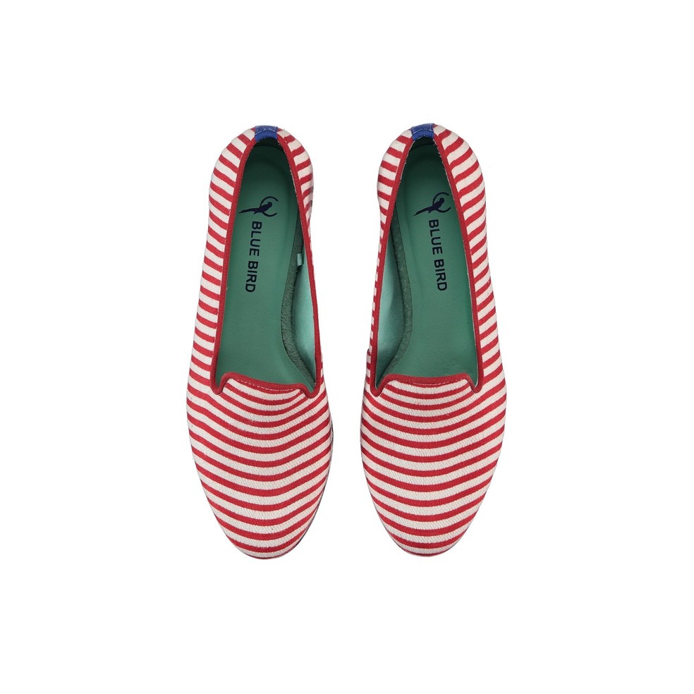 Pra descer do salto os novos loafers tropicais da Blue Bird Shoes