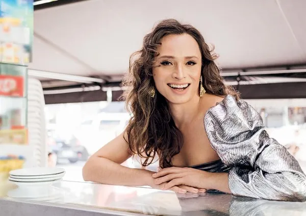 Papel principal: desvendando o estilo de Renata Bastos