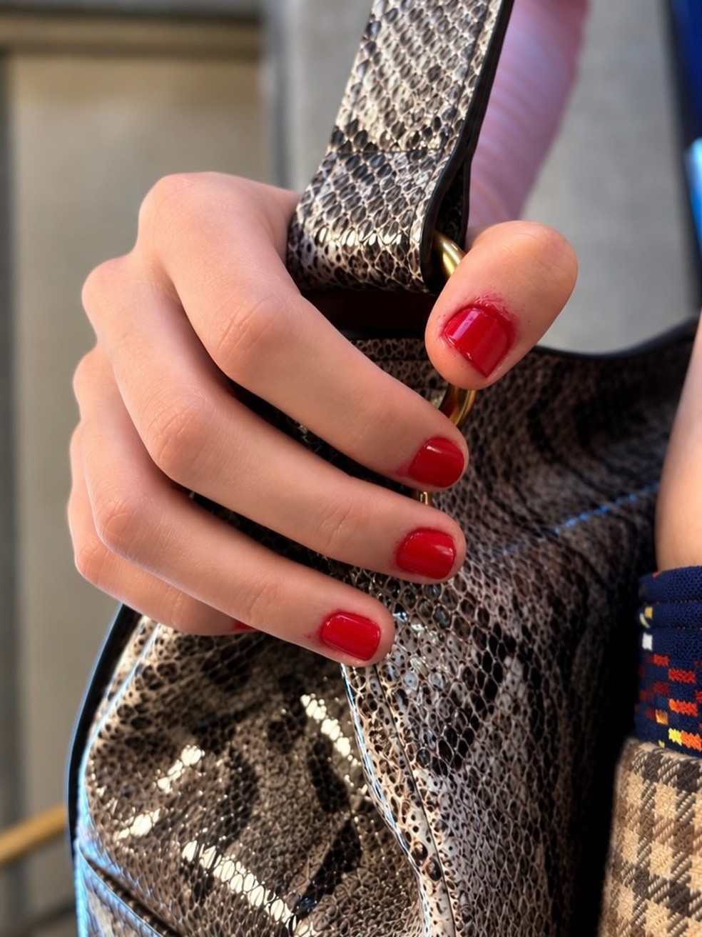 Unhas da Miu Miu na semana de moda de Paris, verão 2027 — Foto: Reprodução/Instagram