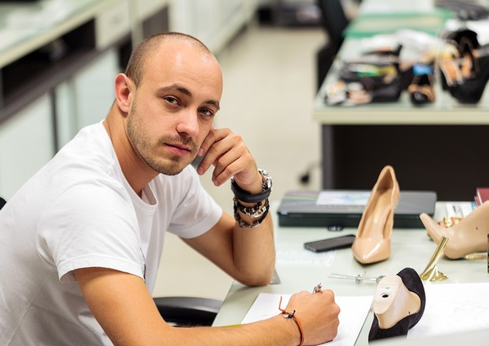 Diretor criativo da marca, Anderson explica processo de crescimento (Foto: Divulgação) — Foto: Vogue