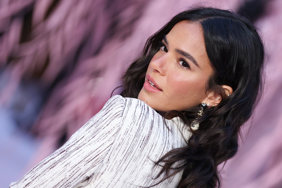 Fernanda Torres e Bruna Marquezine marcam presença na alta-costura