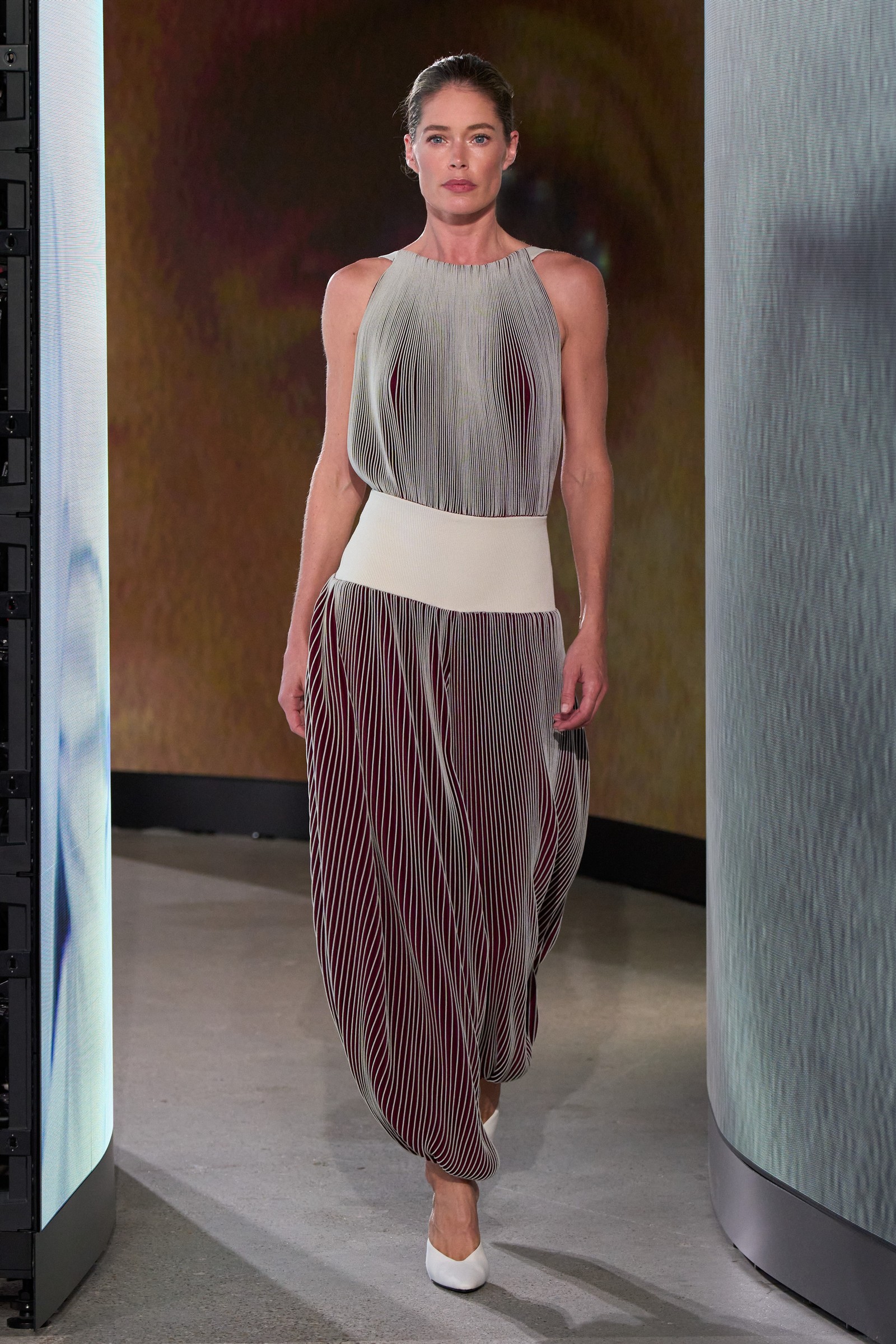 Alaïa | Paris | Verão 2027 — Foto: Launchmetrics Spotlight