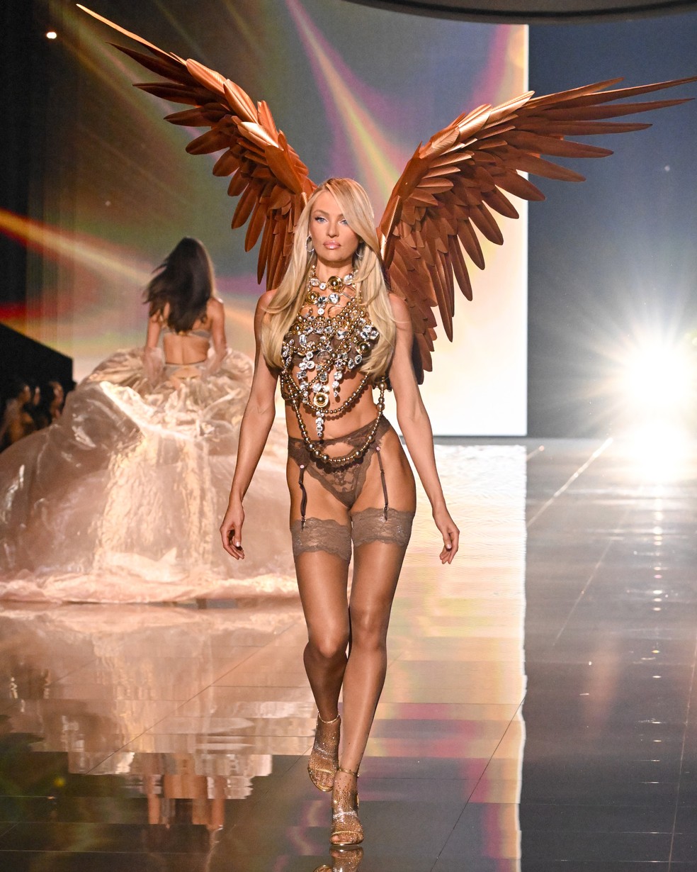Candice Swanepoel — Foto: Getty Images