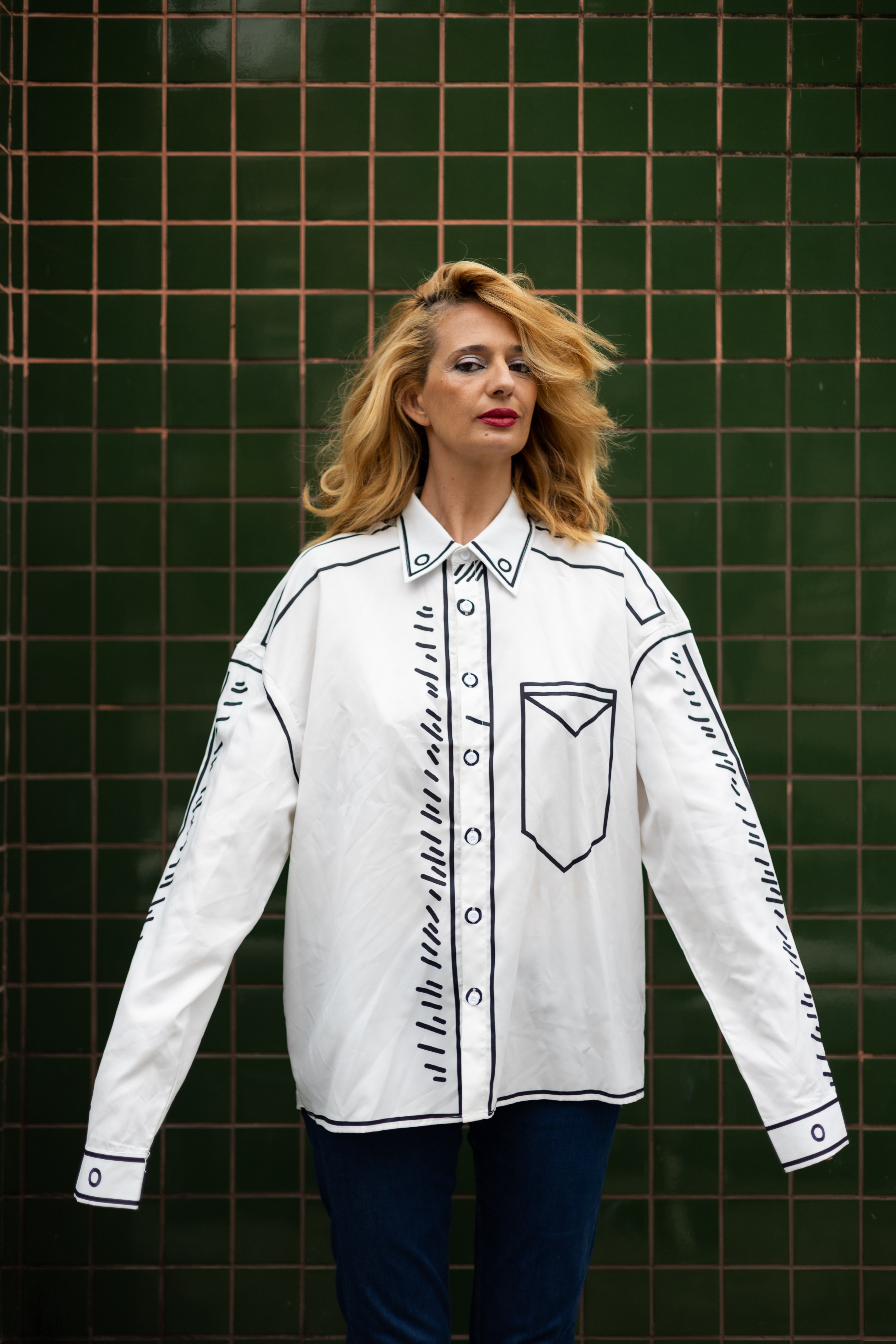 Letrux lança “SadSexySillySongs