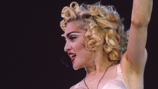 Relembre os looks de beleza mais icônicos de Madonna 