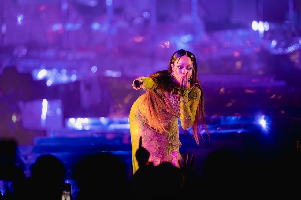 Rihanna se apresentou no pré-casamento em Jamnagar, Gujarate — Foto: Joseph Radhik