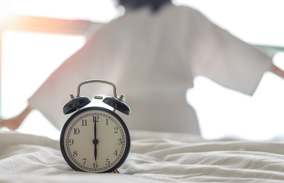 Entre as situações que dificultam o sono profundo está está o aumento de peso (Foto: Getty Images/iStockphoto) — Foto: Vogue