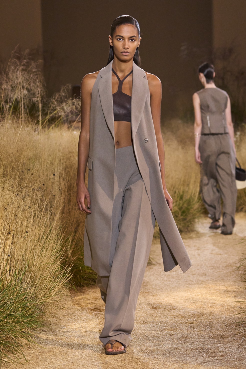 Hermès Paris Verão 2024 Desfiles Vogue