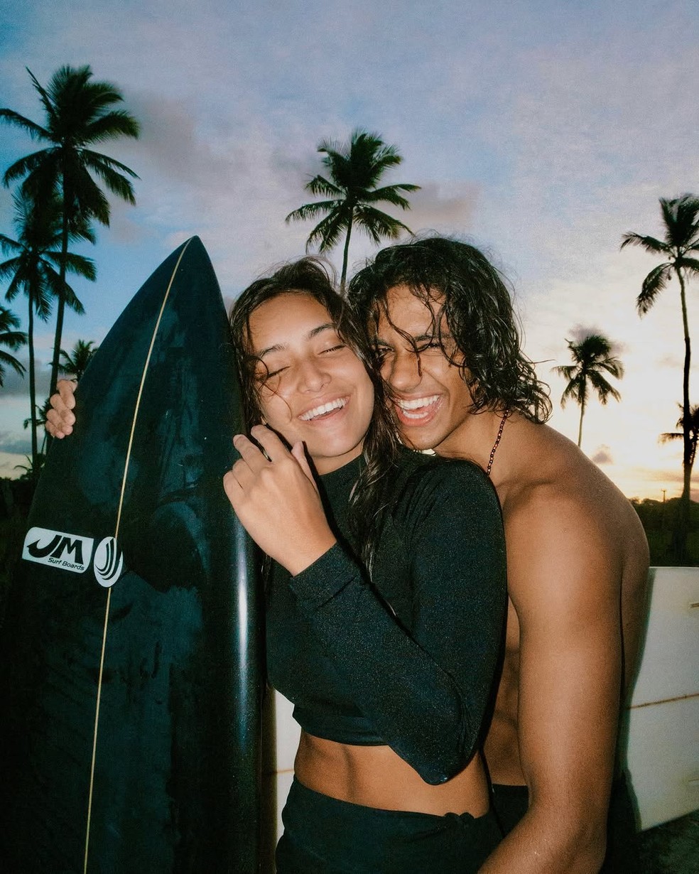 Vanessa Lopes se declara para Lucas Mamede ao comemorar um ano de namoro