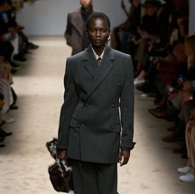 Tod's | Milão | Inverno 2025 — Foto: Launchmetrics Spotlight