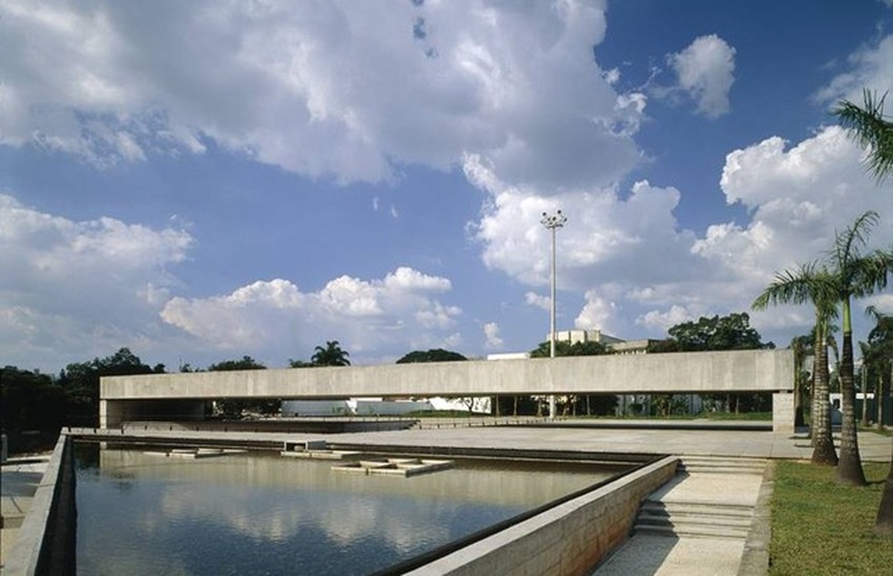 MuBE oferece tour gratuito sobre sua arquitetura brutalista