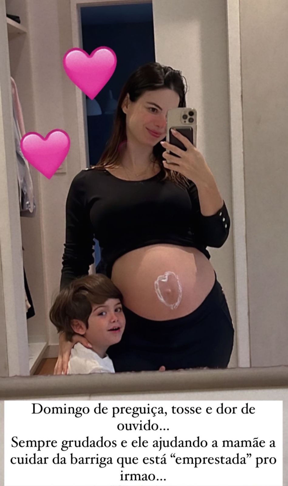 Sthefany Brito curte domingo de frio com o primogênito