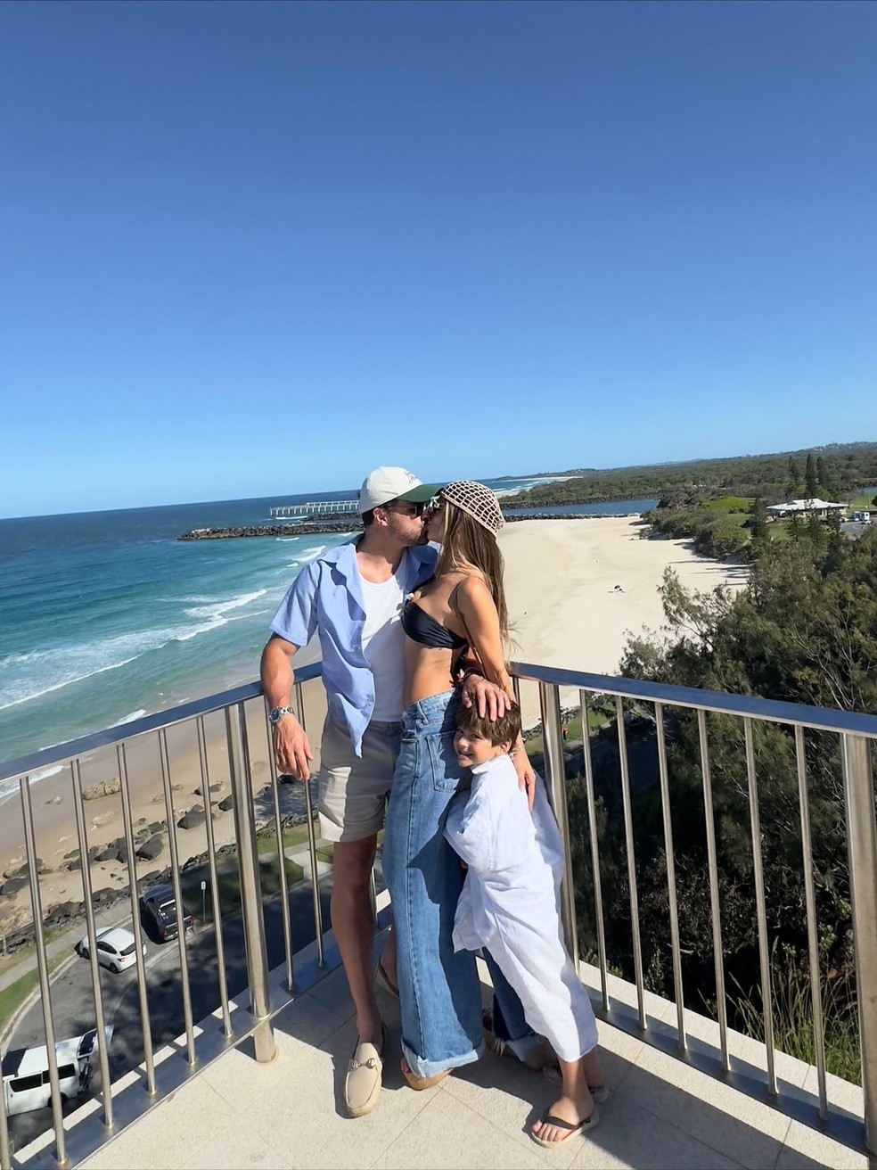 Flávia Viana se despede de viagem em família para a Austrália