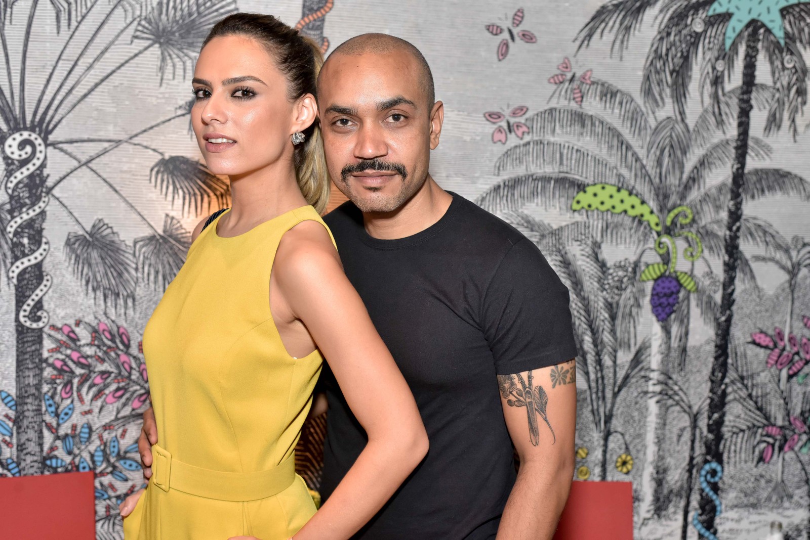 Por dento do lounge da vogue no SPFW