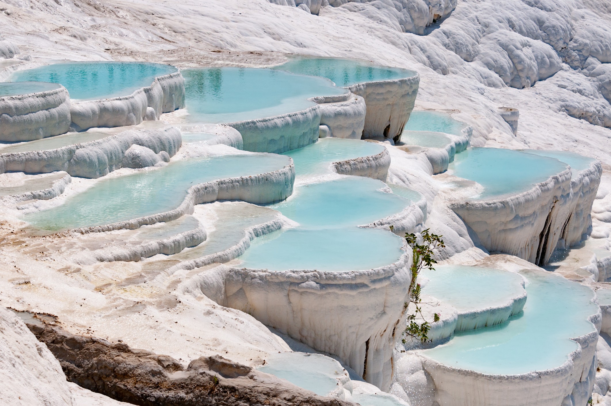 Fontes termais: 7 destinos incríveis no mundo para relaxar