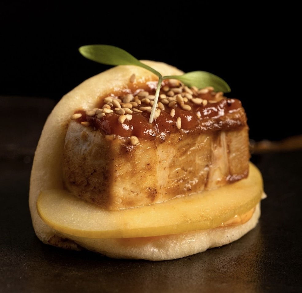bao de barriga de porco do Punk Cuisine em SP — Foto: Divulgação
