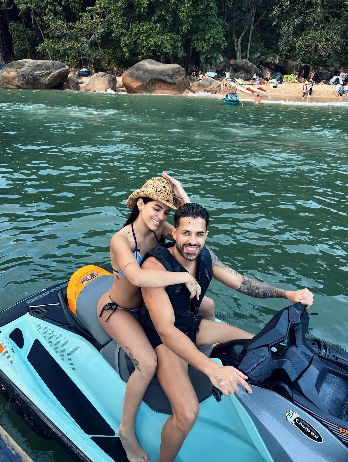 Key Alves faz promessa ao celebrar dois anos de relacionamento com Bruno Rosa