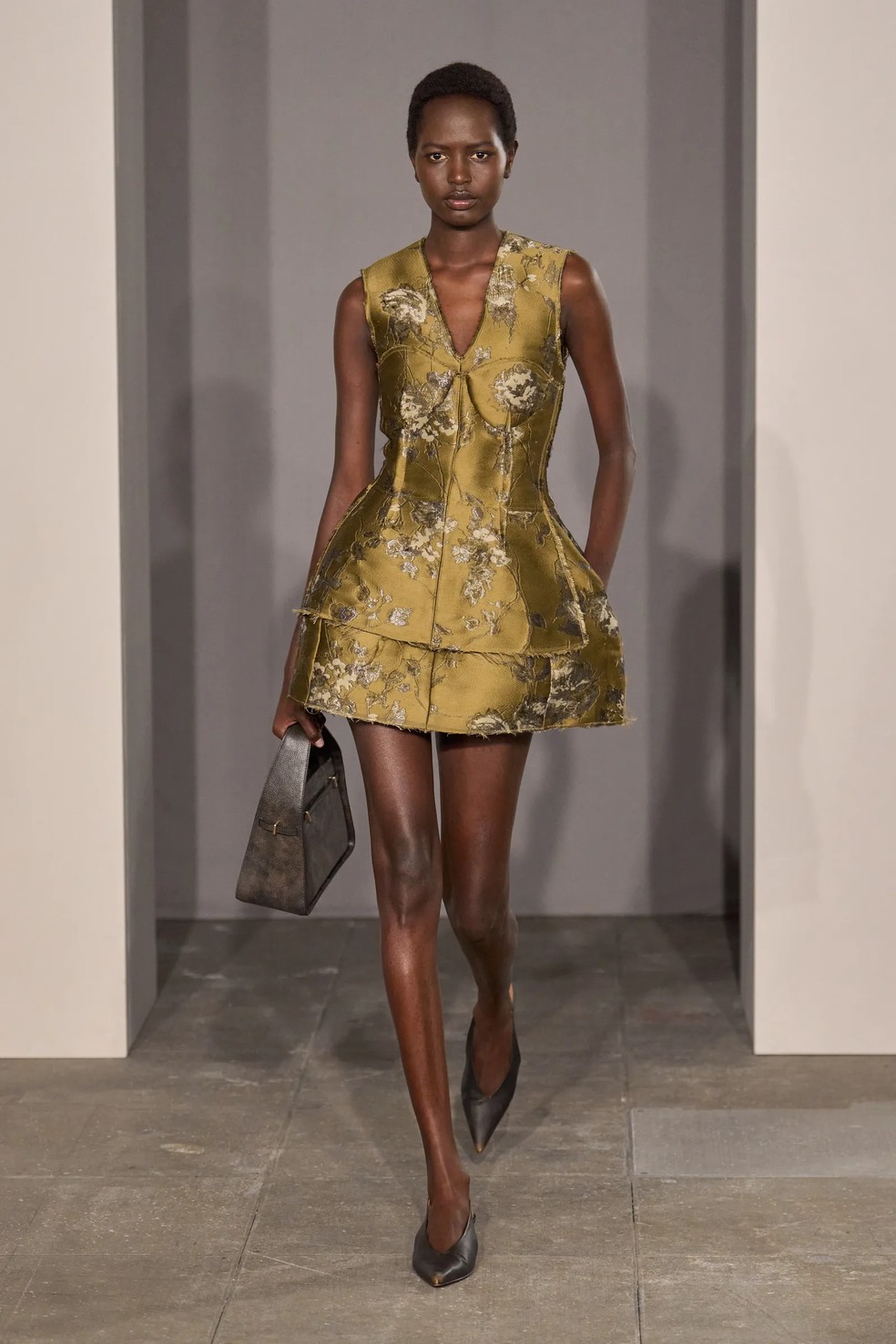 Simkhai, inverno 2025 — Foto: Vogue Runway