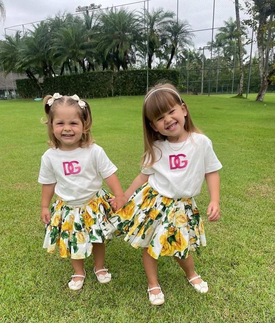 Filhas de Virgínia Fonseca usam looks para festa de Mavie 