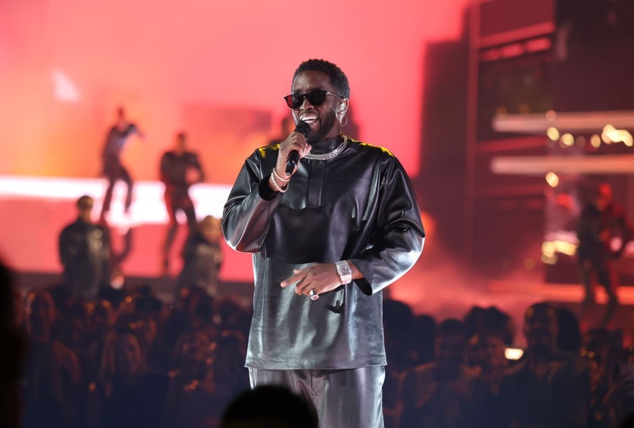 Caso Diddy: vídeo íntimo do rapper com outra celebridade estaria sendo ...