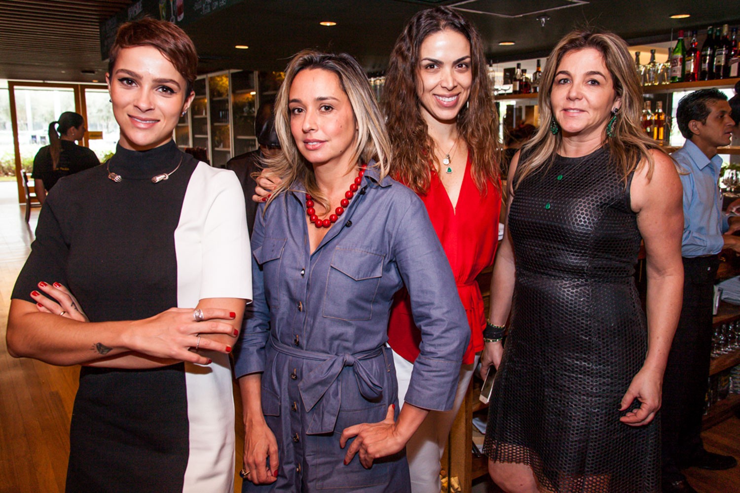 Leticia Cazarre, Silvia Crespe, Taciana Veloso e Marisa Clermann