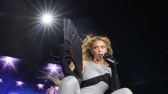Nos Estados Unidos, Beyoncé faz show feminino de maior bilheteria da história 