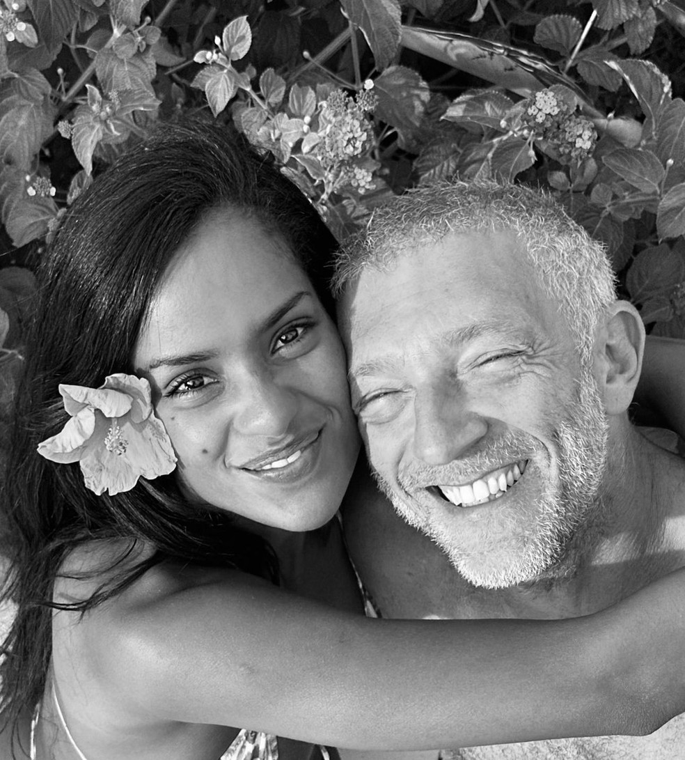 Vincent Cassel e Narah Baptista — Foto: Reprodução/Instagram