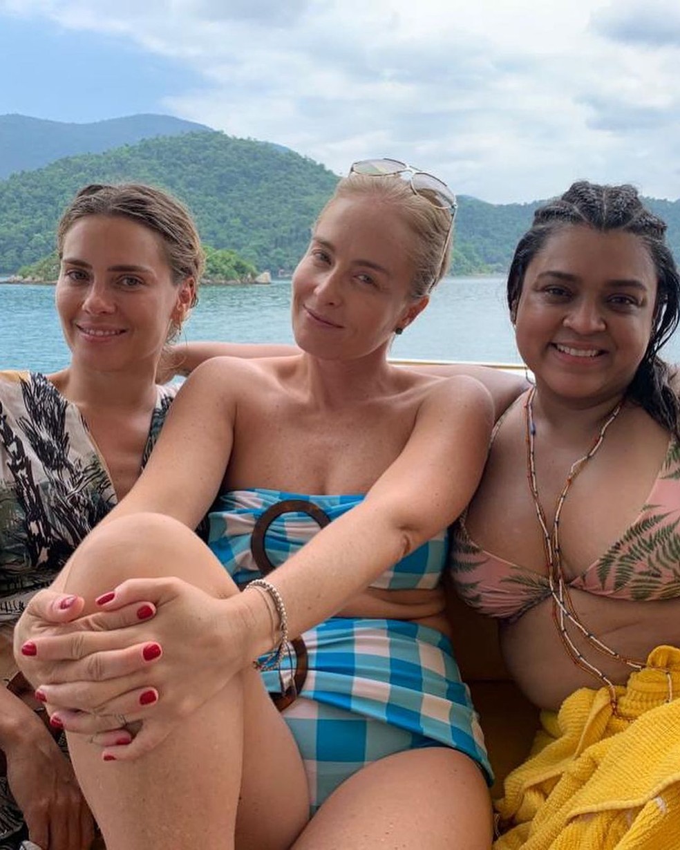 Angélica mostra registros de amizade com Carolina Dieckmann — Foto: Instagram