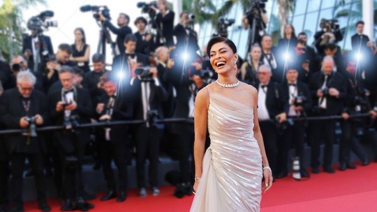 Juliana Paes celebra primeira vez no Festival de Cannes: "Inspirador"